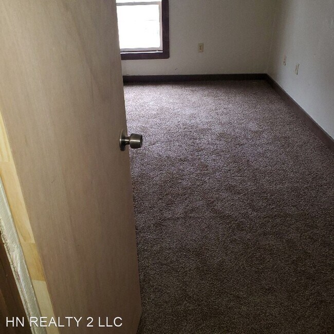Building Photo - 3 br, 1 bath House - 3812 CANTON AVE