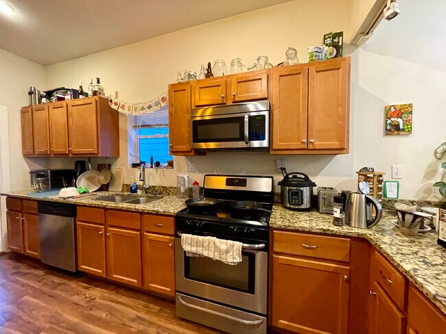 Foto del edificio - 1921 N Francisco Ave