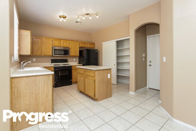 Foto del edificio - 5212 Ruffled Grouse Ct
