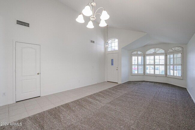 Foto del edificio - 9833 W Yukon Dr