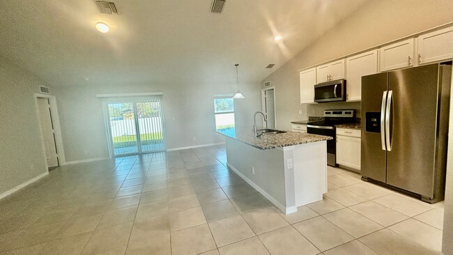 Foto del edificio - Cape Coral - Newer Single-Family Home - 3 ...