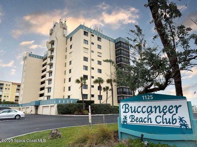 Building Photo - 1125 Jimmy Buffett Mem Hwy