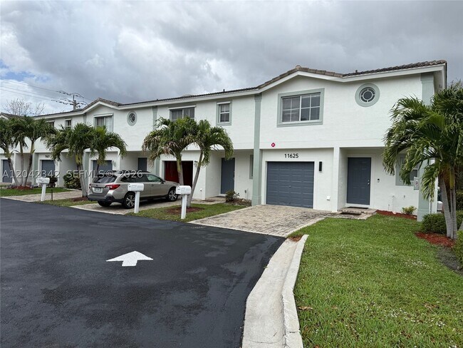 Building Photo - 11627 NW 23rd St