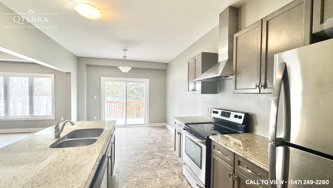 Building Photo - 202 Eaglecrest St