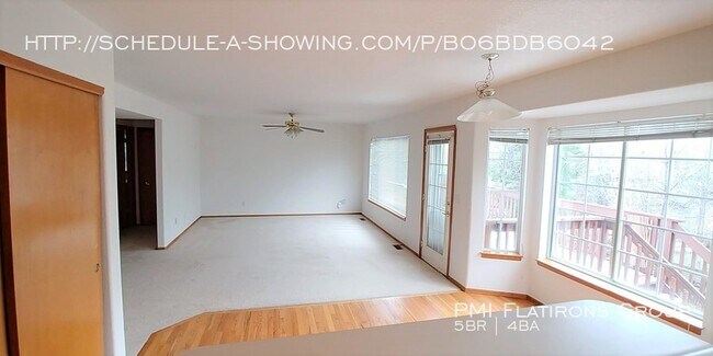 Foto del edificio - 5873 S Orchard Creek Cir