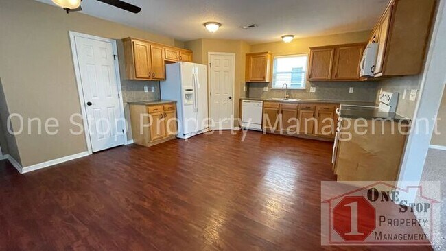 Foto del edificio - Gorgeous 3 bedroom / 2.5 bathroom in Grain...