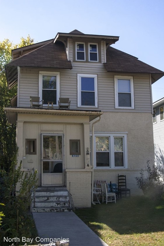 Building Photo - 5 br, 2 bath House - 420 4th St SE
