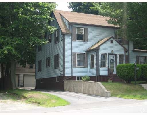 Building Photo - 124 Main St
