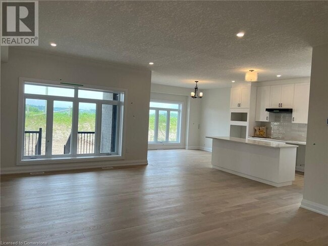 Building Photo - 729 Autumn Willow Dr