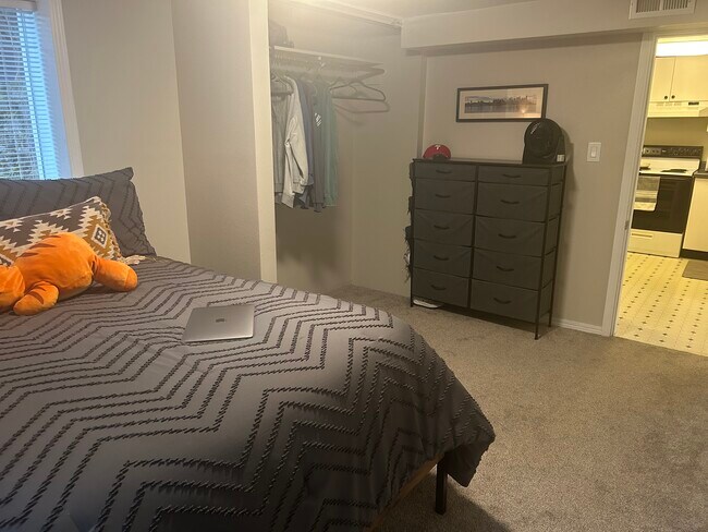 Foto del edificio - 8711 Bowdoin Way