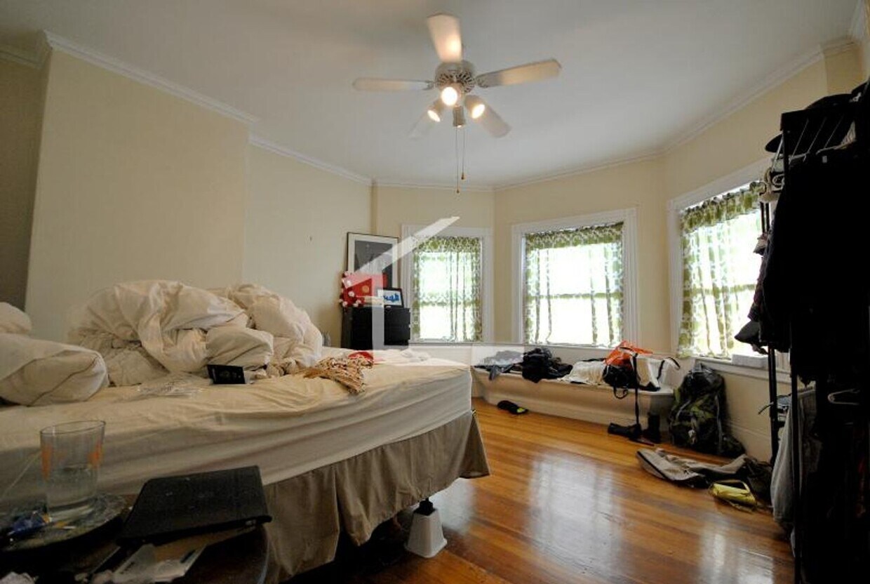 Foto del edificio - 3 Bedroom