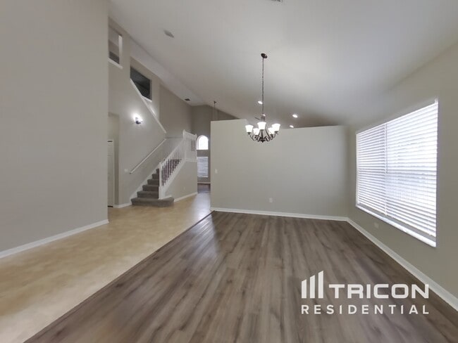 Building Photo - 1524 Kintla Rd