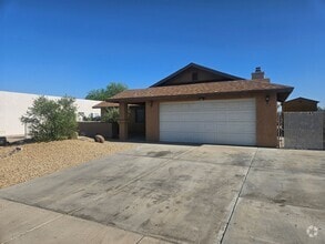Building Photo - 899 Brill Dr