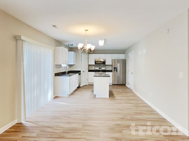 Building Photo - 1650 Coryton Way