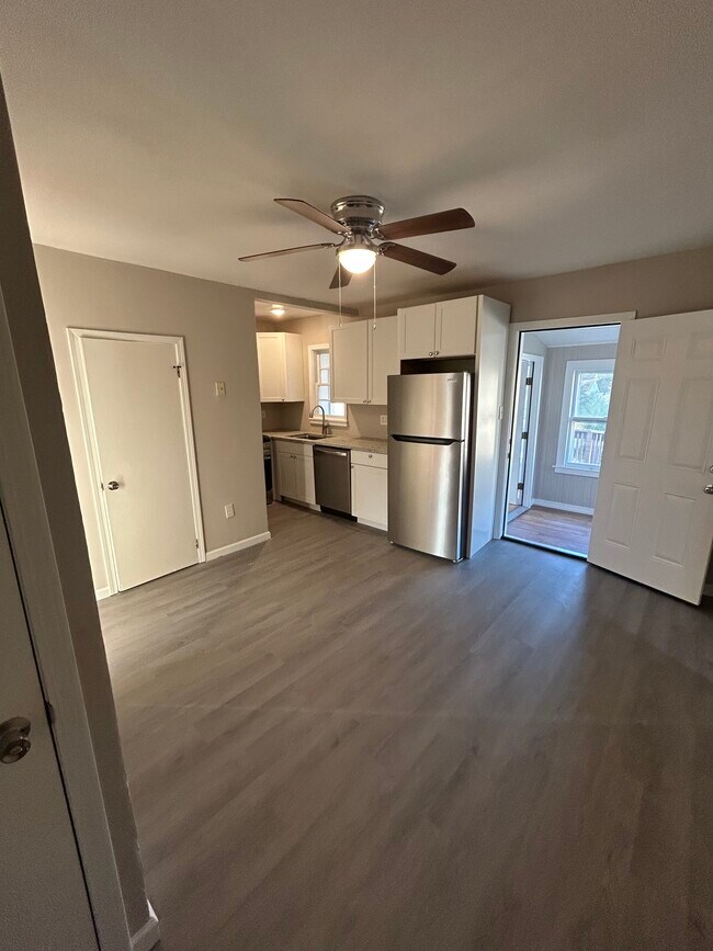 Cocina - 120 S End Rd