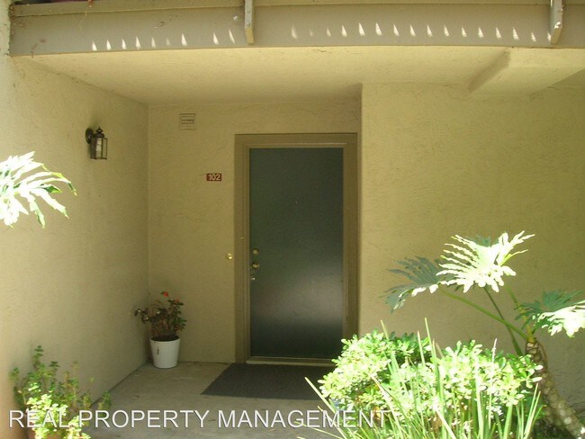 Building Photo - 3513 Caminito Sierra
