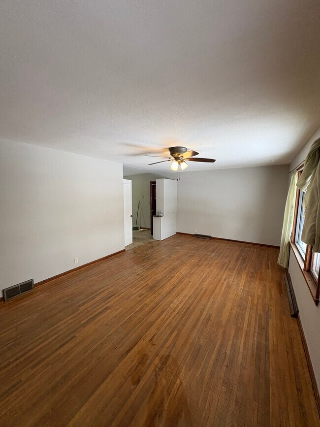 Foto del edificio - 1502 Edina Ave