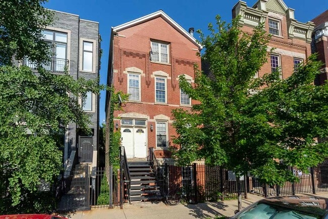 Building Photo - 1309 N Greenview Ave