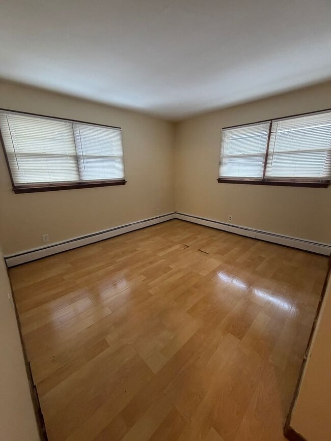 Interior Photo - Harrison Ave