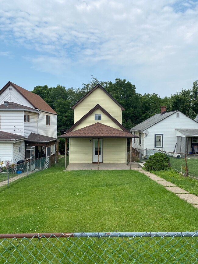 Building Photo - 143 Caldwell Ave