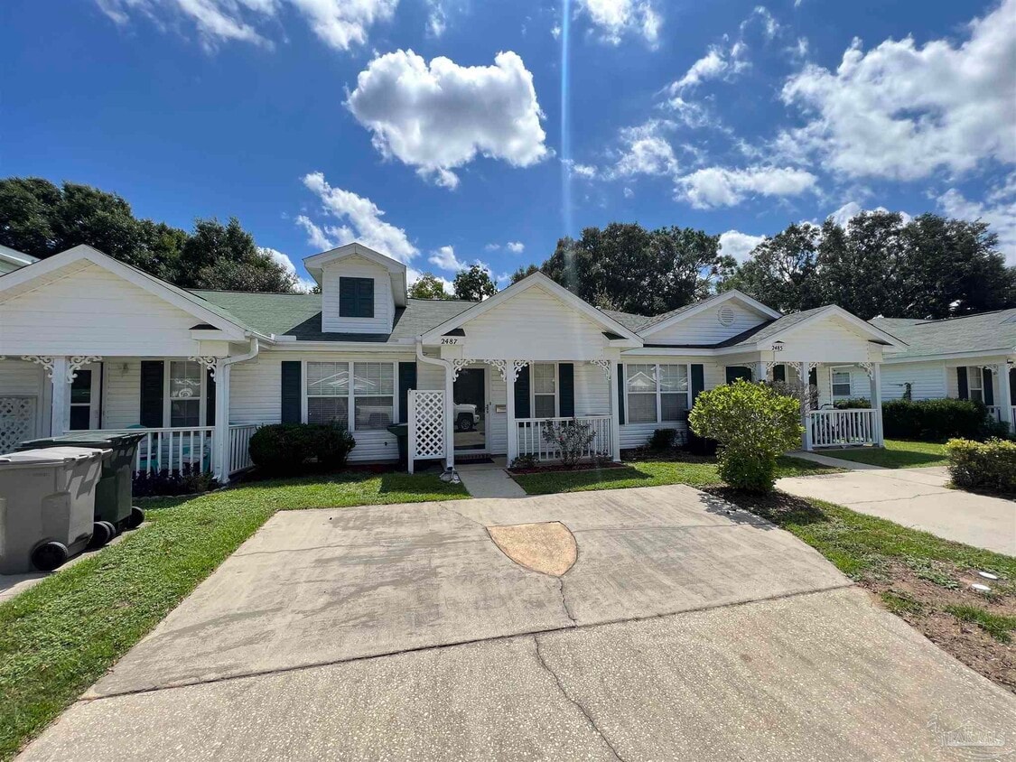 2487 Spyglass Cir, Pensacola, FL 32526 House Rental in Pensacola, FL