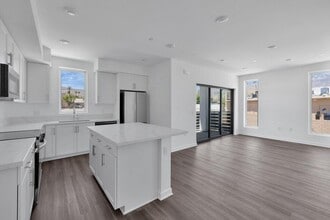 Building Photo - 68550 Grove St