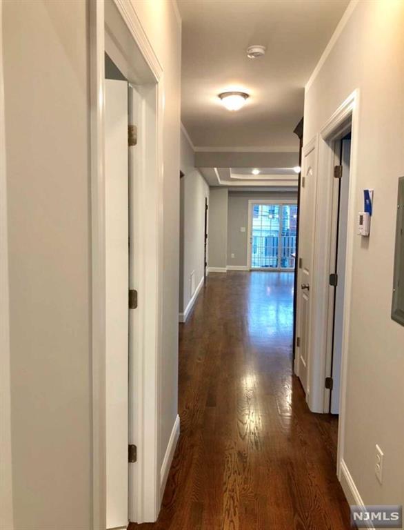 Foto del edificio - 106 N 3rd St