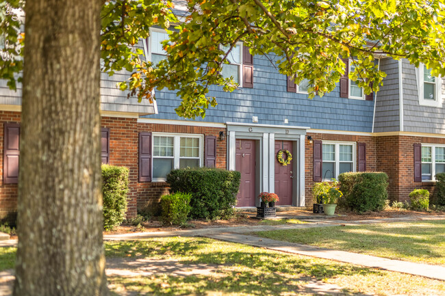 Building Photo - Concord Reserve Apartments