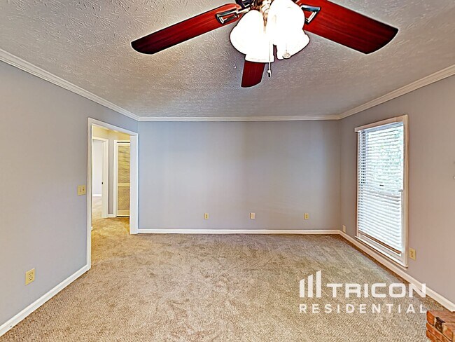 Foto del edificio - 2444 Hammock Ct
