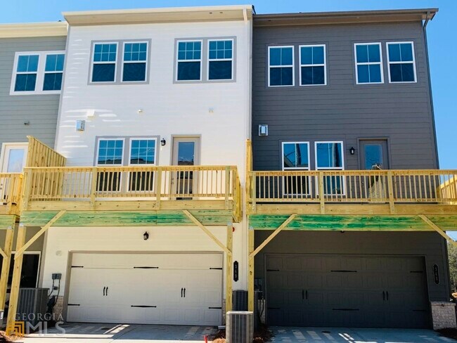 Building Photo - 349 Overture Ct SE