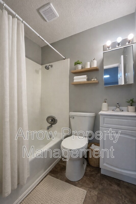 Foto del edificio - 1119 E St