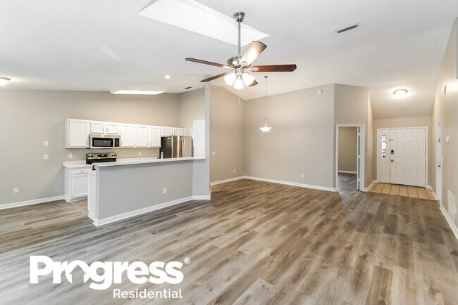 Building Photo - 8869 Cherry Hill Dr