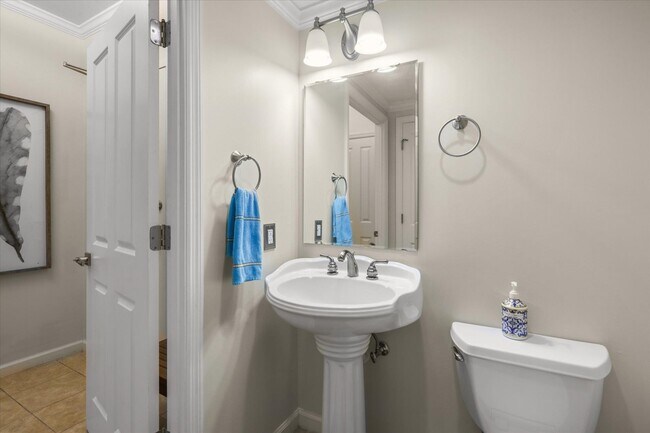 Foto del edificio - 121 N Monroe St