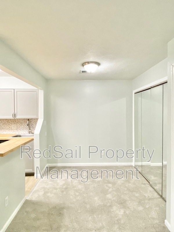 Building Photo - 161 Haverford Ct