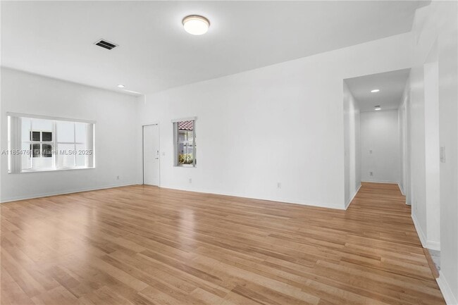 Foto del edificio - 4202 Sabal Ridge Cir
