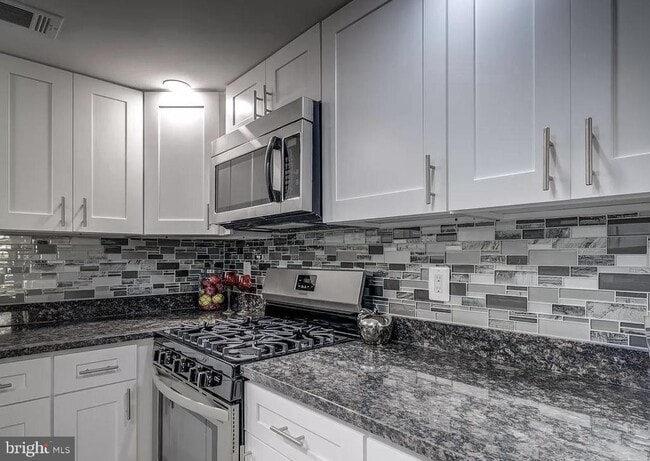 Building Photo - 14822 Bryan Ct