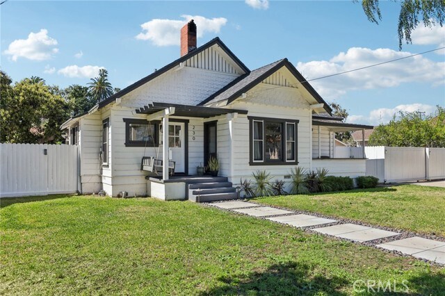 Foto del edificio - 230 S B St