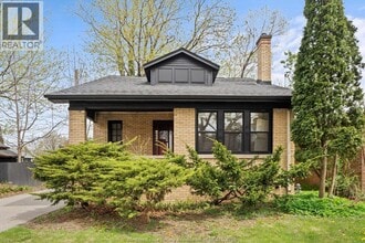 Building Photo - 216 Thompson Blvd