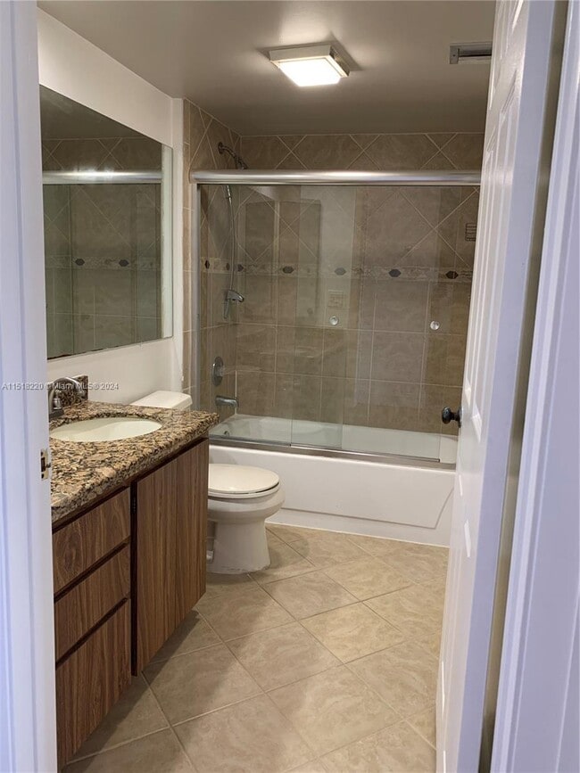 Building Photo - 6097 Balboa Cir