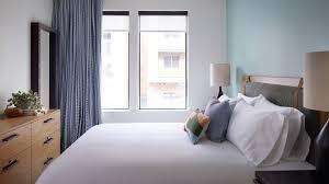 Building Photo - 1610 E 6th St