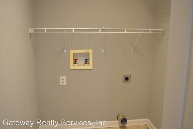 Building Photo - 3 br, 2 bath House - 4078 Meadow Cir.