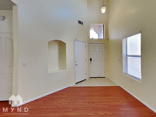 Foto del edificio - 13238 E Alley Spring Dr