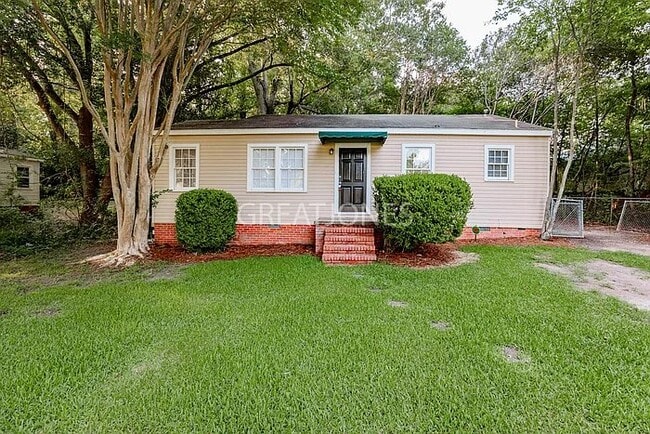 Building Photo - 1921 51st St