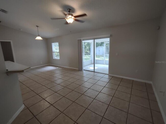 Building Photo - 46 Pine Cedar Dr