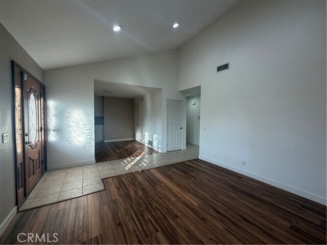 Foto del edificio - 14852 Rattan St