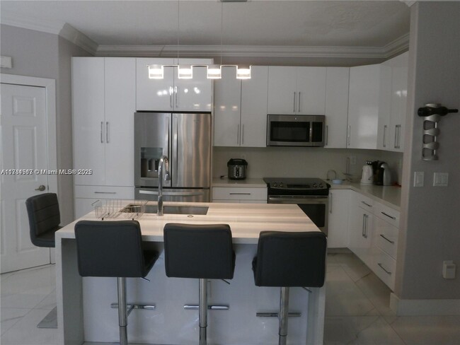 Building Photo - 11359 NW 83rd Way