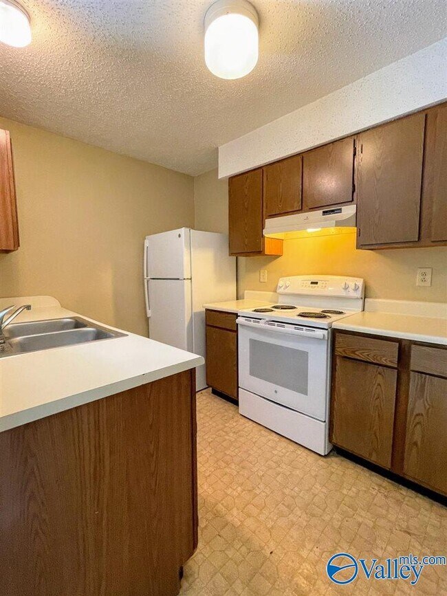 Foto del edificio - 111 Westscott Dr