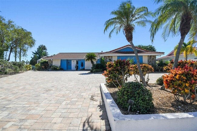 Building Photo - 5050 Porpoise Pl