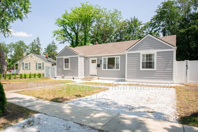 Photo - 102 Shepherd Rd House