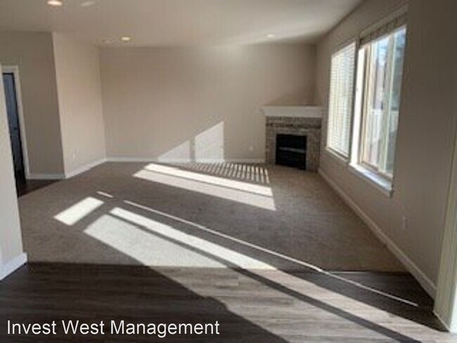 Foto del edificio - 4 br, 2.5 bath House - 5917 NE 38 Court  U...